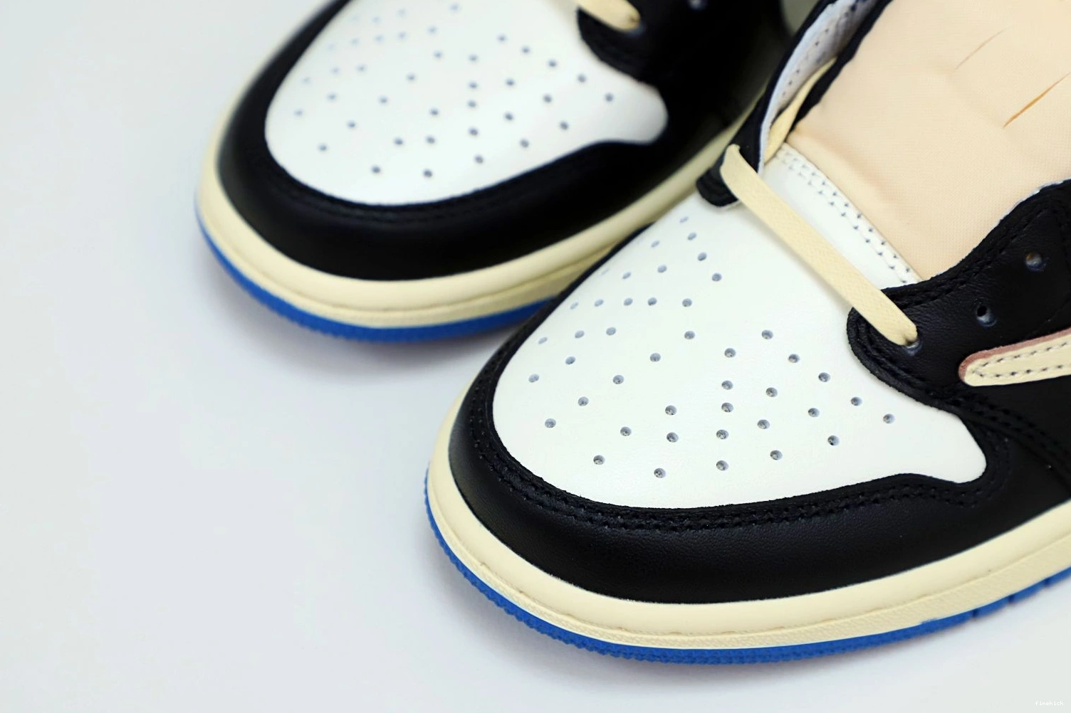 SCOTT X AIR DESIGN 1 FRAGMENT LOW JORDAN TRAVIS X 1125